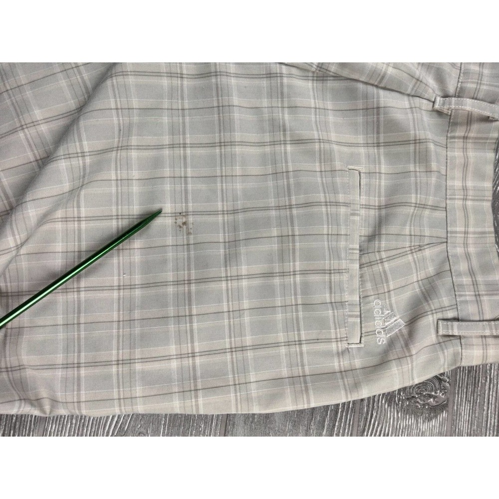 Adidas Shorts Mens 32 Tan Plaid Casual Summer Outdoors Sports Golf Logo Men - Picture 8 of 9